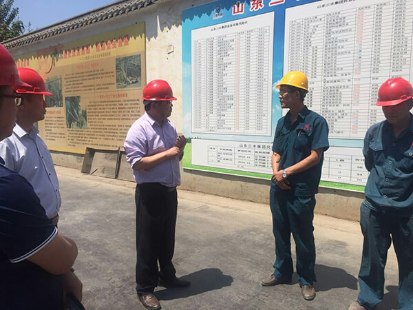 博山區領導蒞臨三豐集團檢查指導安全生產工作